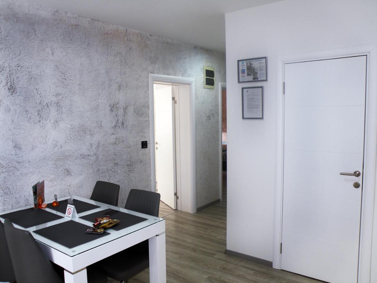 Kristal Apartmani Arandjelovac Kültér fotó