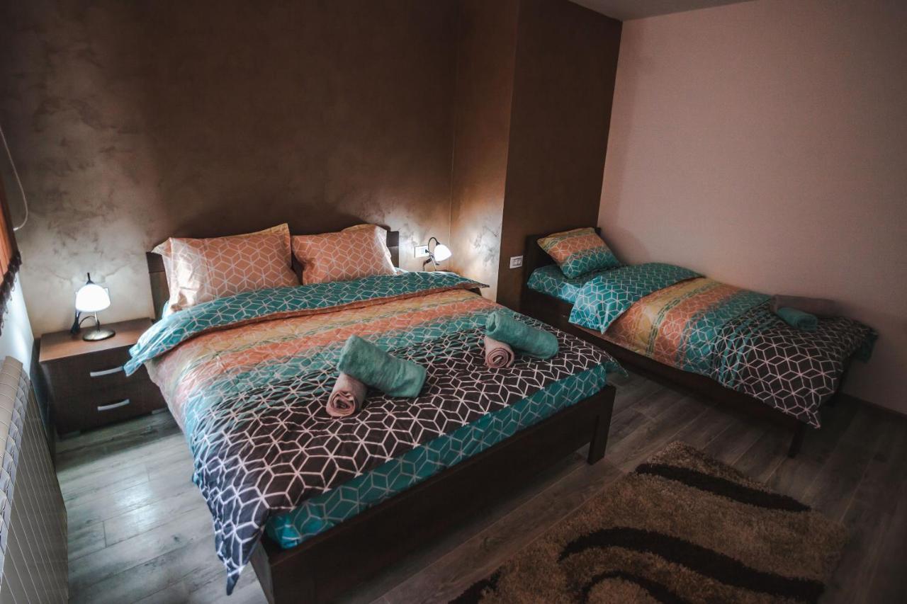 Kristal Apartmani Arandjelovac Kültér fotó