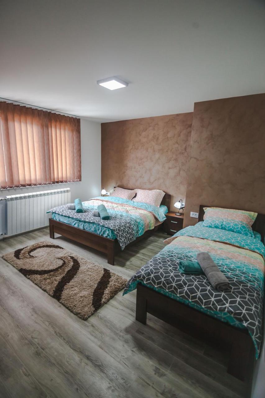 Kristal Apartmani Arandjelovac Kültér fotó