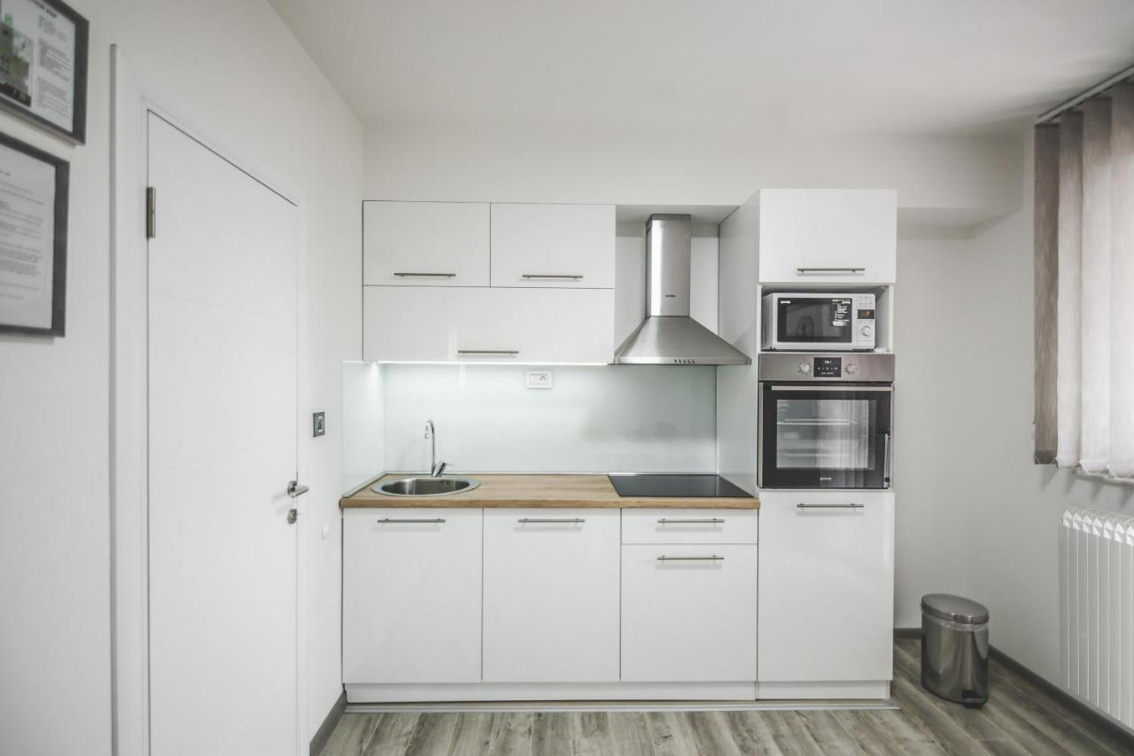 Kristal Apartmani Arandjelovac Kültér fotó